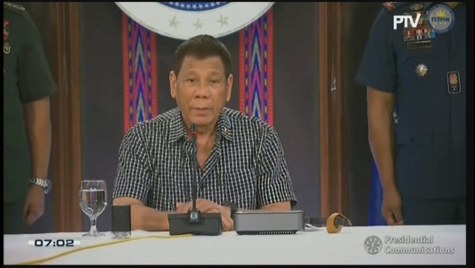 Duterte to House: Resolve issue, pass the budget or i will