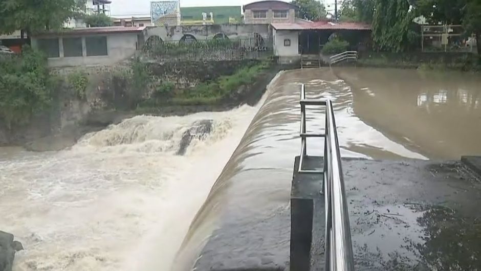 Hagupit ng bagyo naranasan sa Cavite