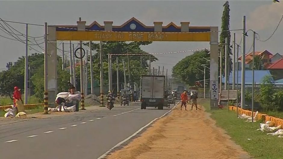 Typhoon Rolly intensifies, threatens Aurora-Quezon area