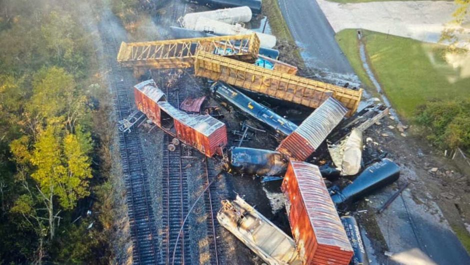 Texas train derails, spilling chemicals, knocking out power and prompting evacuations