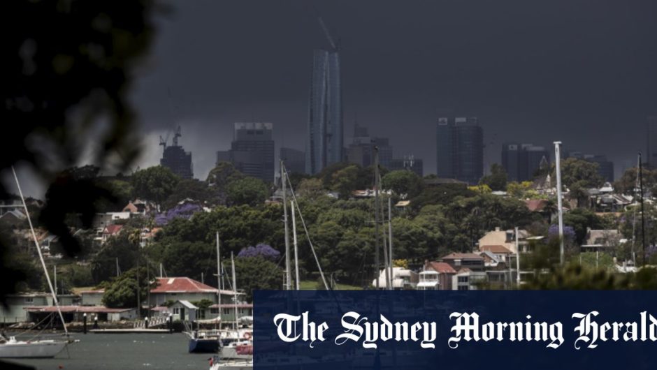 Damaging winds predicted for Sydney