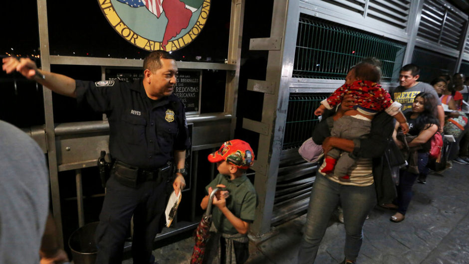 Migrant Children From Other Countries Are Being Expelled Into Mexico