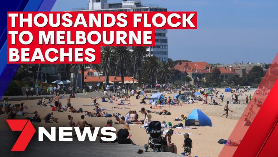 Thousands flock to Melbourne beaches on sweltering Melbourne Cup day despite police warning | 7NEWS