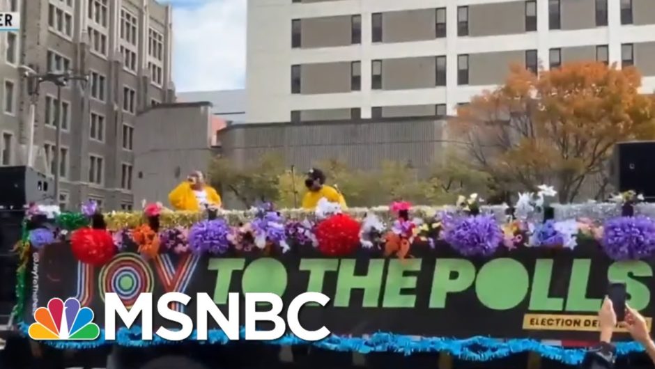 'Joy To The Polls' Brightens Dreary Voting Lines With Music, Dance | Rachel Maddow | MSNBC