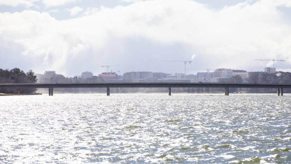 Lake Burley Griffin Central and East Basins closed for swimming due to bacteria | The Canberra Times