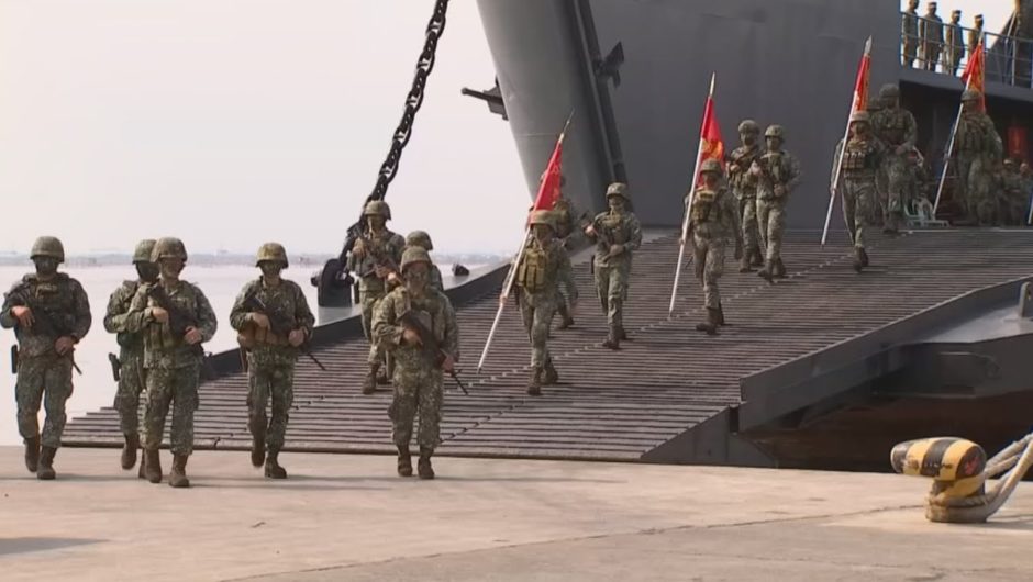 Veteran Marine unit trains for amphibious operations