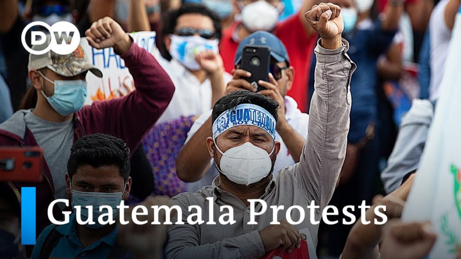 Unrest in Guatemala: Protesters set fire to Congress | DW News