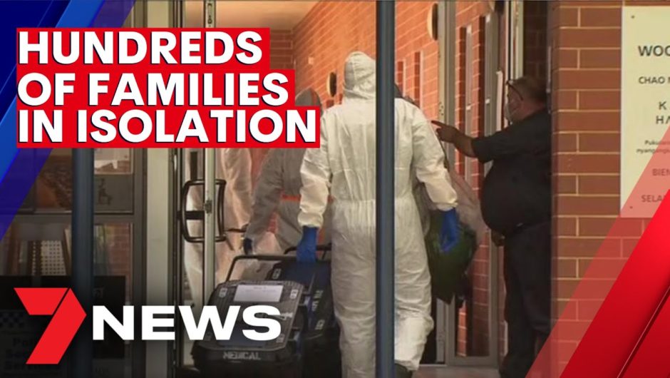 Almost 5,000 in quarantine as authorities scramble to contain COVID cluster | 7NEWS