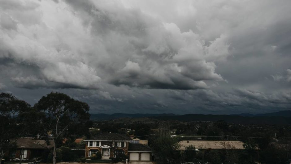 Thunderstorm and asthma warning for Canberra | The Canberra Times