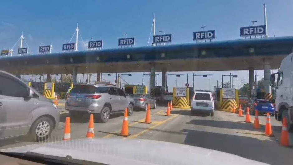 Govt. urges motorists to install RFID stickers ASAP