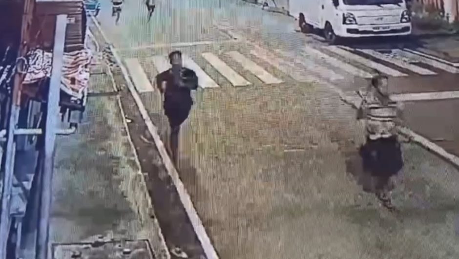 Caloocan police hunt down 11 detainees