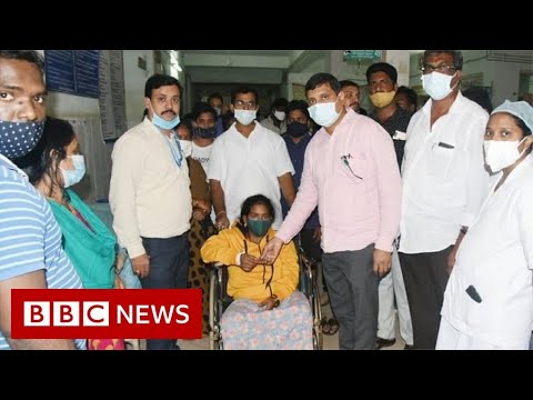 India 'mystery' illness puts hundreds in hospital – BBC News