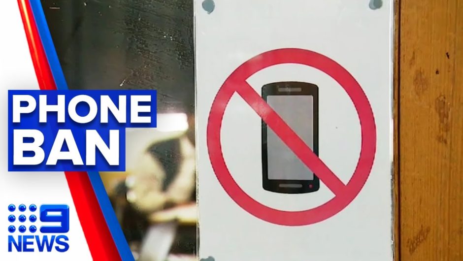 Mobile phones banned in primary school next year | 9 News Australia
