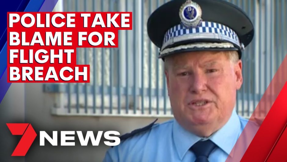 NSW Police accept blame after two international travellers fly from Sydney to Melbourne | 7NEWS
