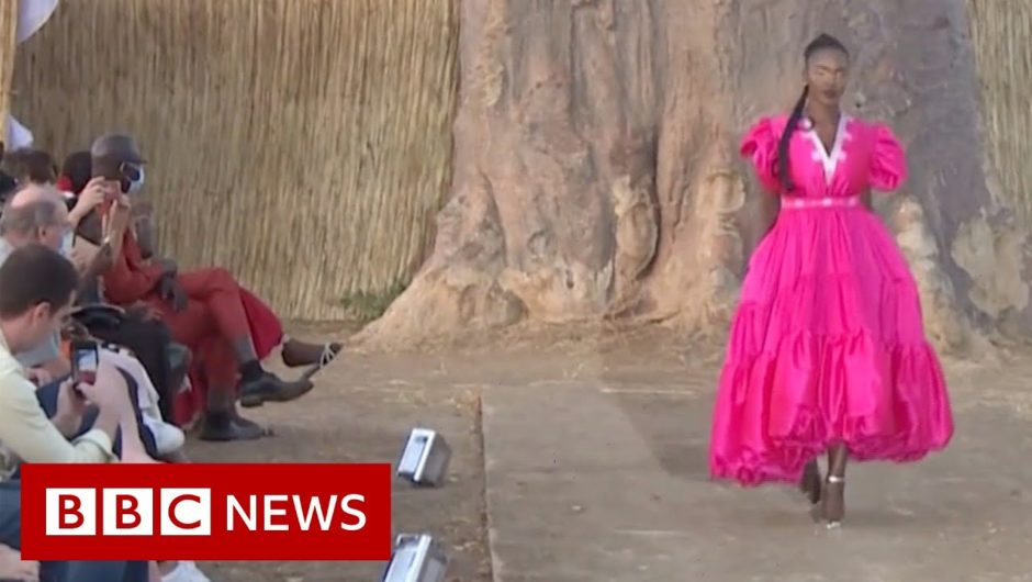 Senegal's fashion week during a pandemic – BBC News
