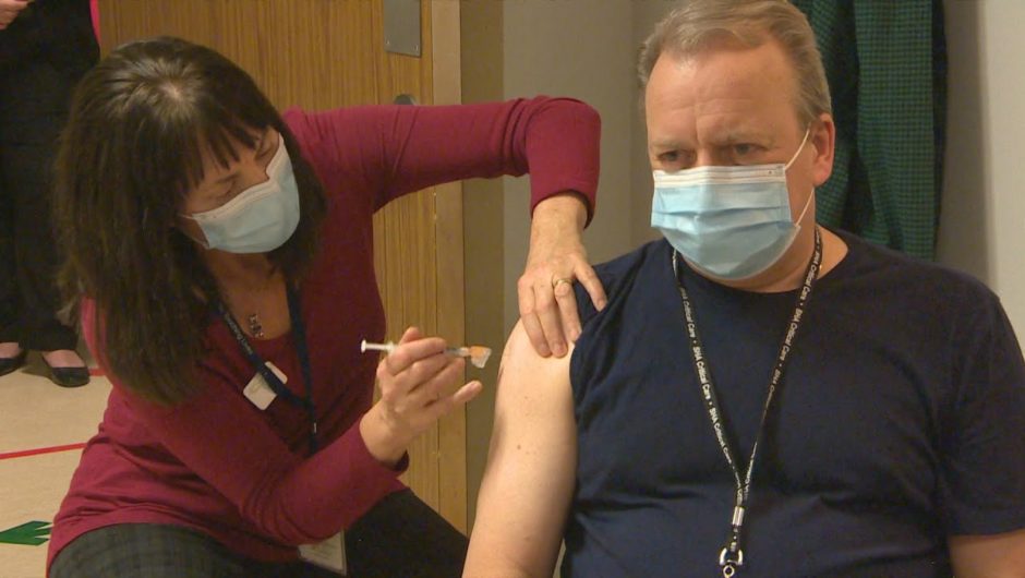 Regina doctor among 1st in province to receive COVID-19 vaccine