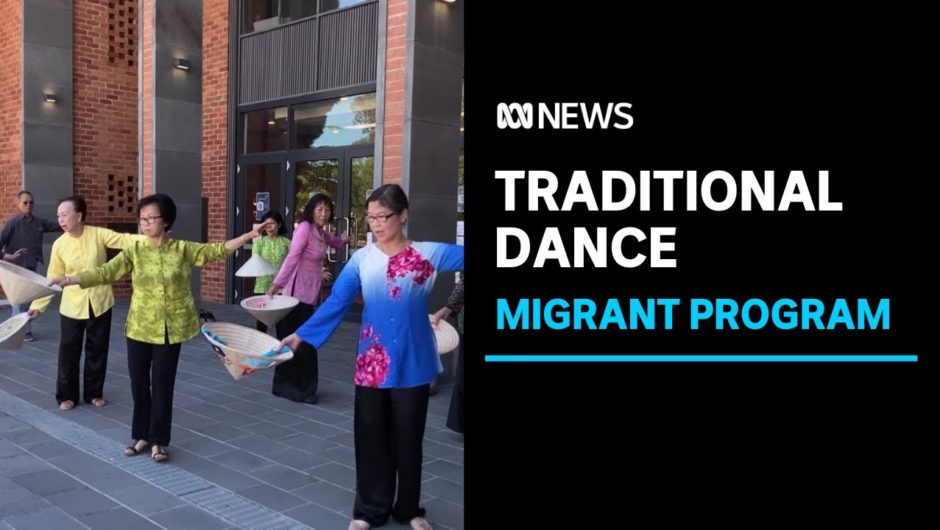 Special program teaches migrants traditional dances | ABC News