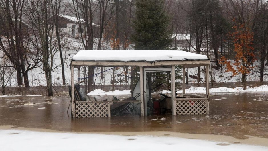 Flooding near Quebec City forces hundreds out of homes