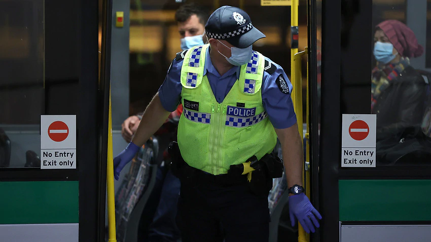 Security bolstered at WA coronavirus hotels after returned traveller’s attempted escape