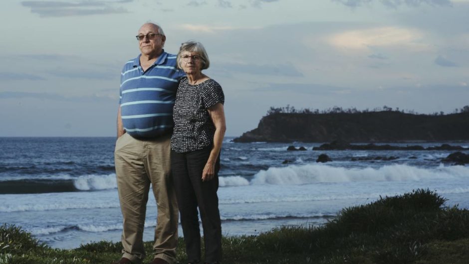 Malua Bay residents remember the fire that destroyed their home | The Canberra Times