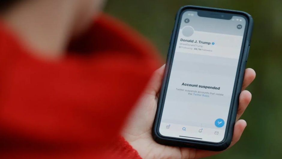 Twitter permanently suspends Trump