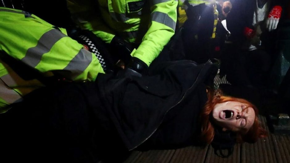 London mourners detained by police at Sarah Everard vigil