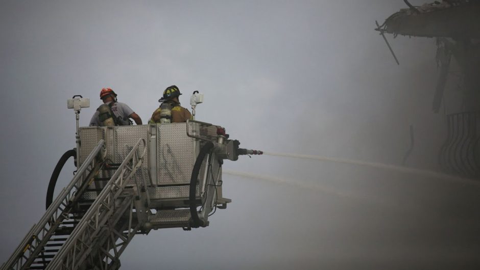 Fire hinders search-and-rescue operation at collapsed Florida building