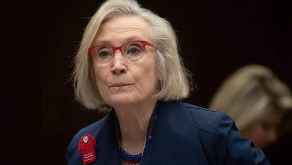 Calls grow for Carolyn Bennett to resign from cabinet over 'racist' text sent to MP