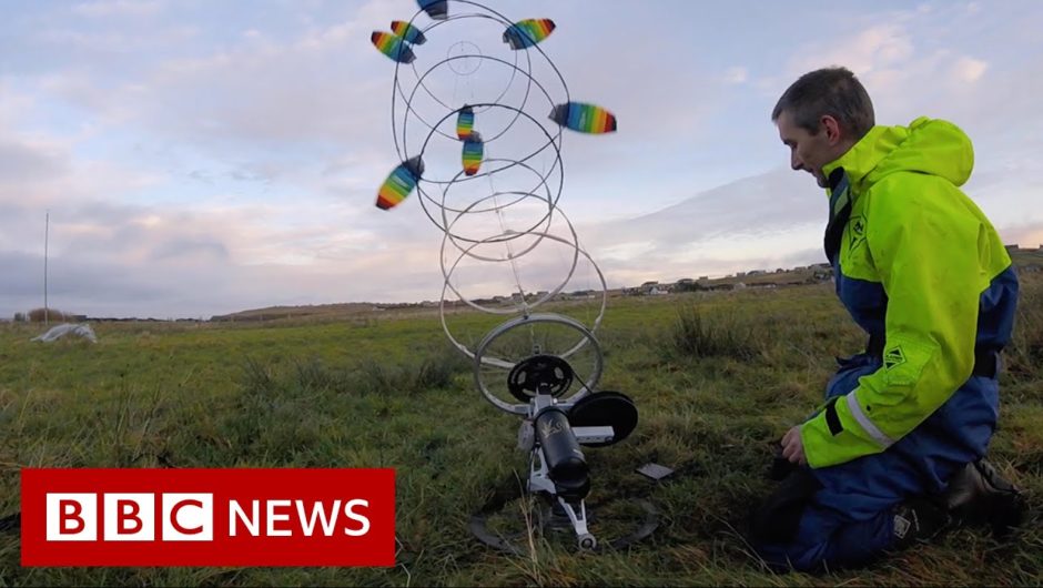 How spinning kites could power your home – BBC Newss