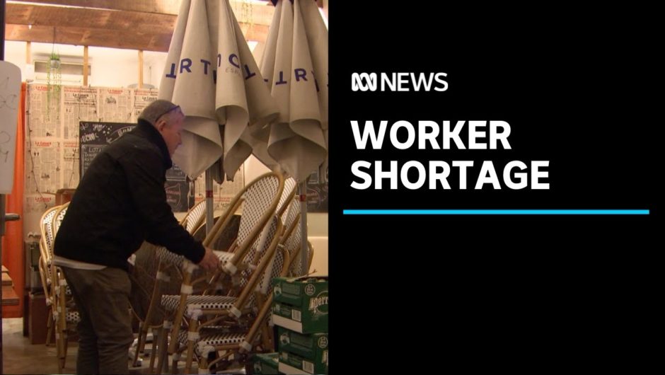 Hospitality industry struggles for workers | ABC News