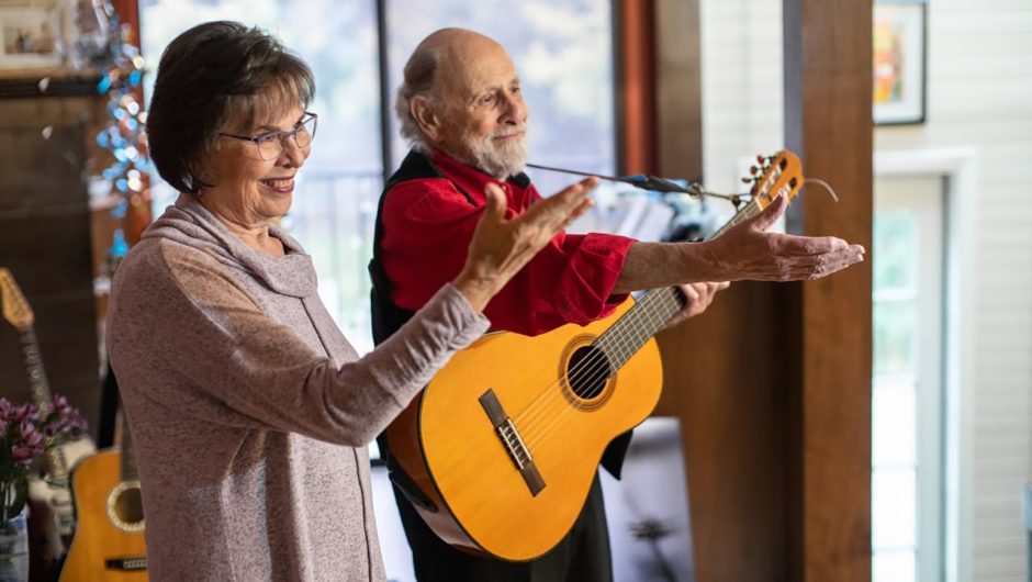 Sharon, Lois & Bram release first new album in 21 years