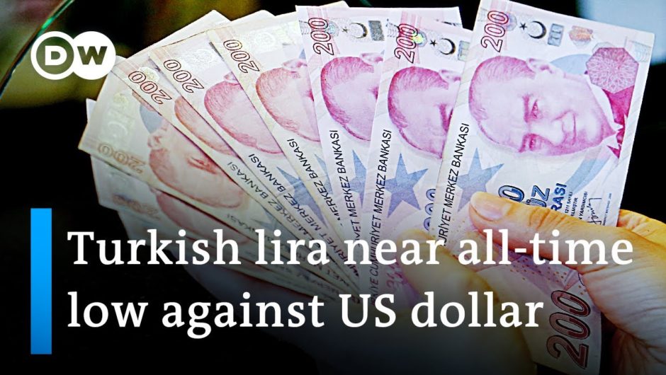 Turkish lira plunges, loses nearly 40% it's value this year | DW News