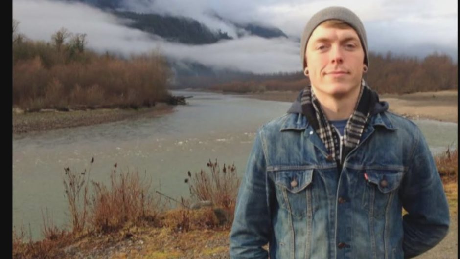 B.C. mudslide victim used last moments to save mother, sister says