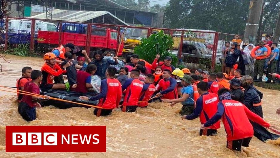 Thousands flee as super typhoon Rai lashes Philippines – BBC News